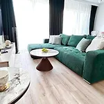 Horyzont Apartamenty-apartament Kaszmirowy Fale Bałtyku, Sauna, Siłownia, Plac Zabaw Apartament